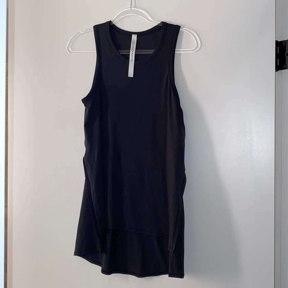 Lululemon long for length tank